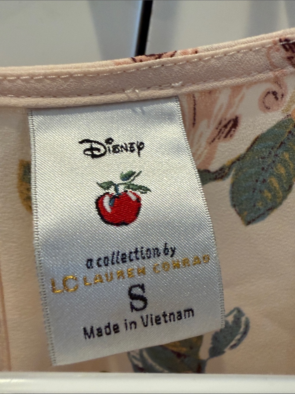 Disney by Lauren Conrad whimsical Peasant Blouse w/Red Floral & Blue Bird Print - Picture 4 of 6